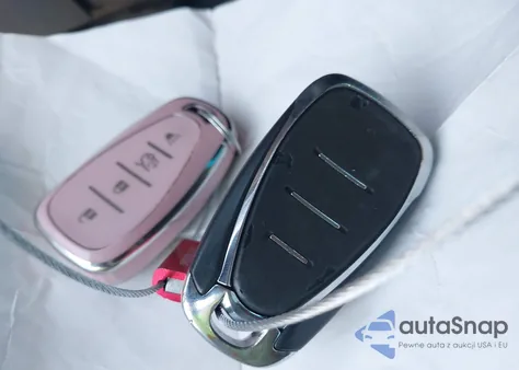 2021 Chevrolet Bolt Ev Fwd Lt from USA, damaged, VIN 1G1FY6S08M4114256